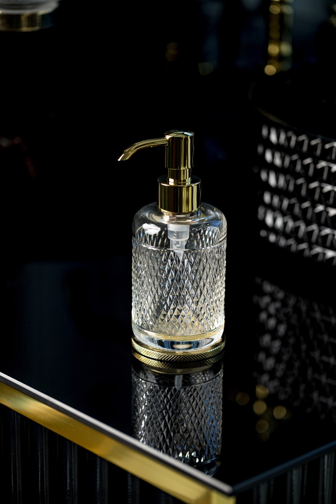 Диспенсер для жидкого мыла boheme aura_accessories 10250-g золото