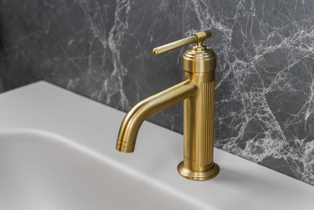 Смеситель для умывальника boheme eterna matt gold