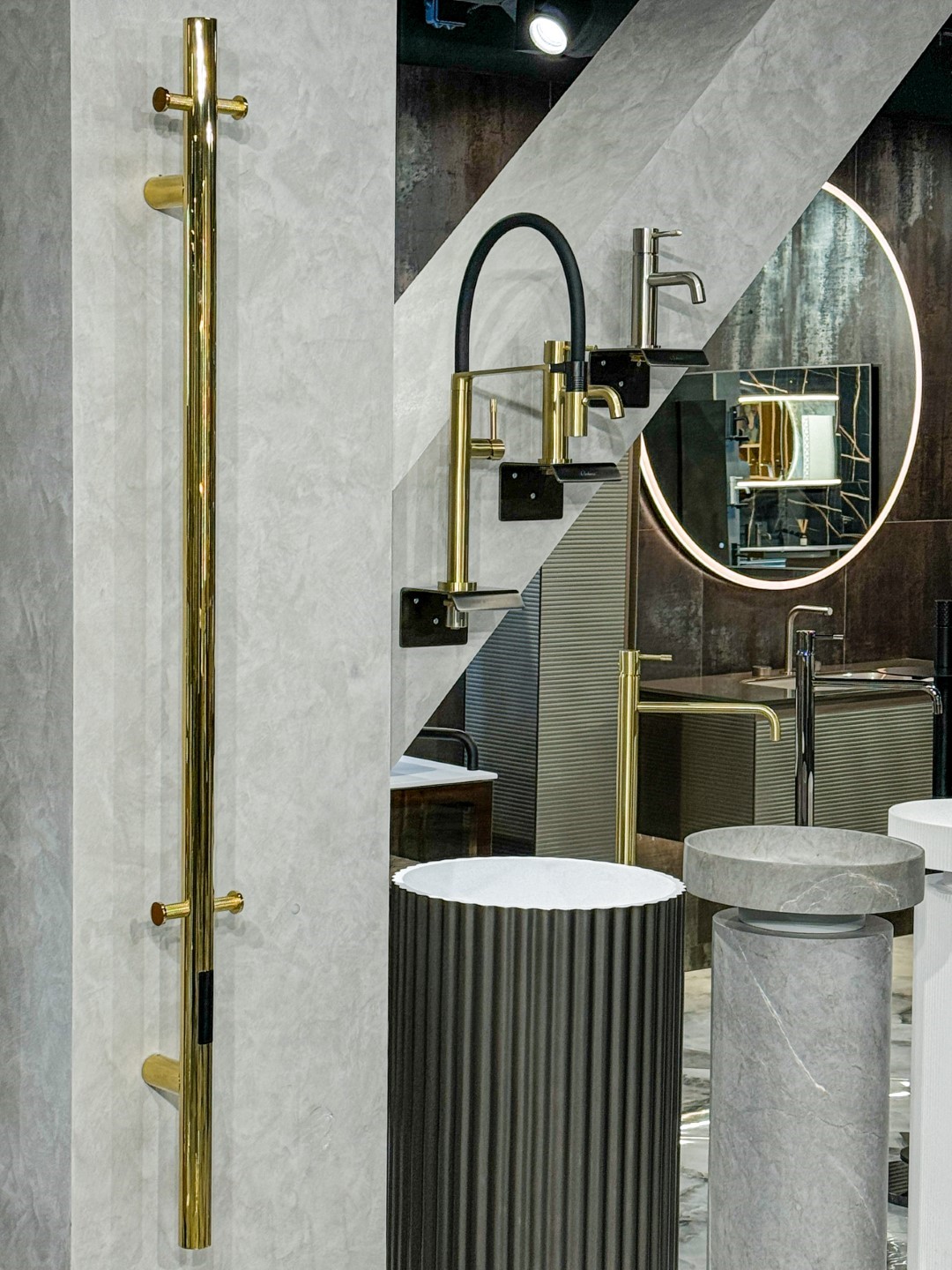 Полотенцесушитель электрический uno bronze 110 x 122 x 1500 мм. 726-br boheme