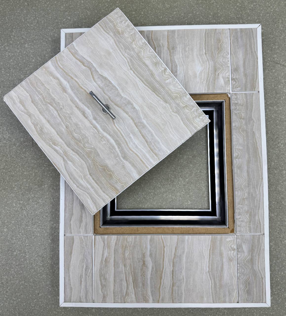 Напольный люк «Барьер» 500х500 мм