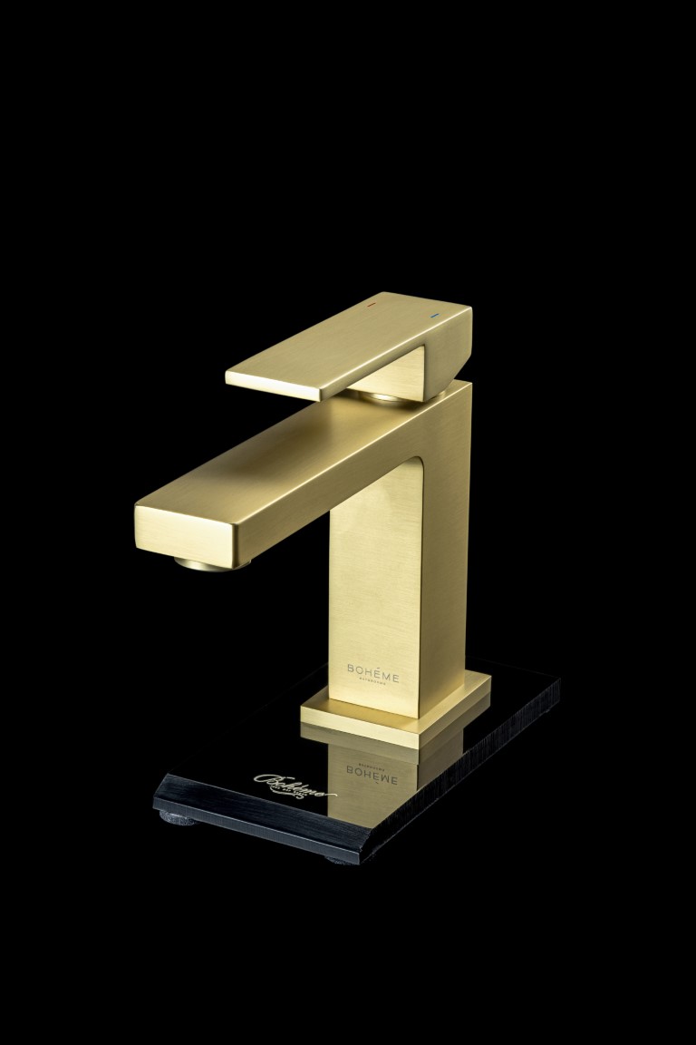 Cмеситель для умывальника Qubic Matt Gold