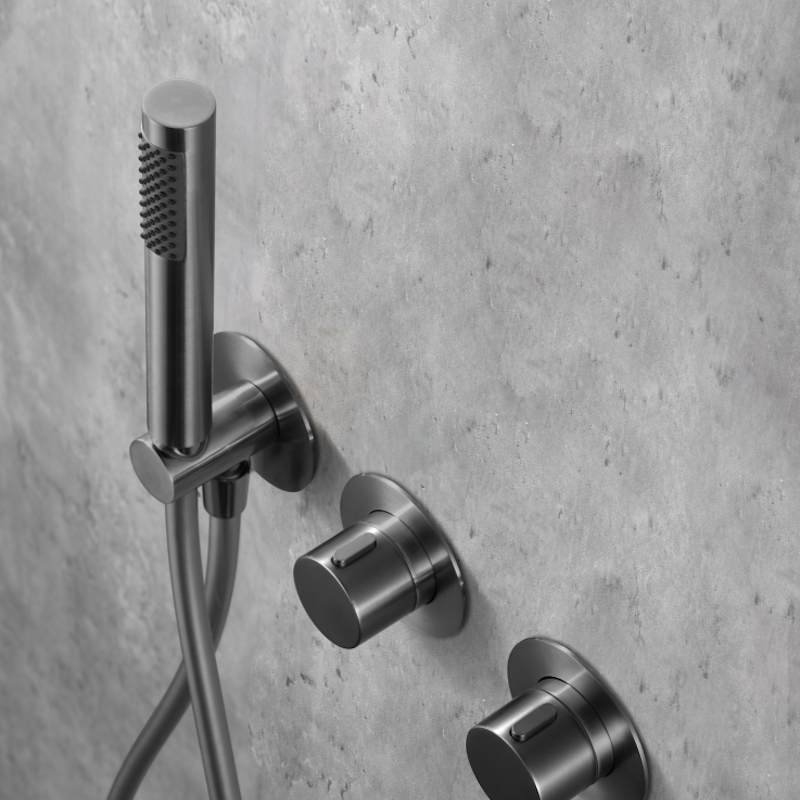 Смеситель для душа термостатический скрытого монтажа готовый комплект верхний душ ø25cm imex assen gta052/bgm black gun metal pvd