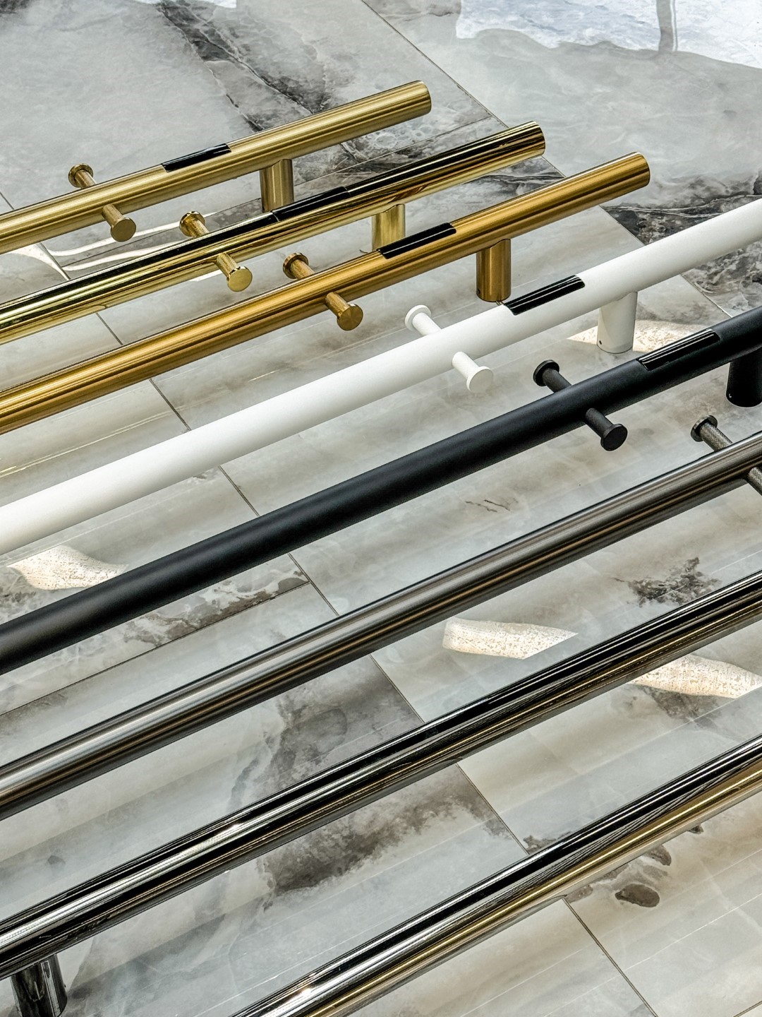 Полотенцесушитель электрический uno gold 110 x 122 x 1500 мм. 726-g boheme