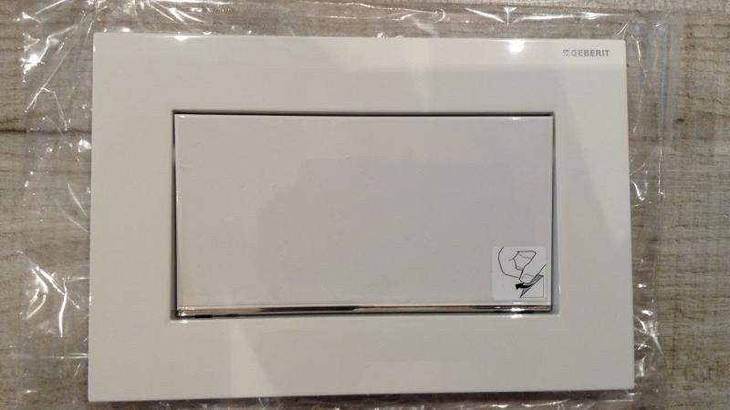 Кнопка смыва для инсталляции geberit sigma 30 белый/хром