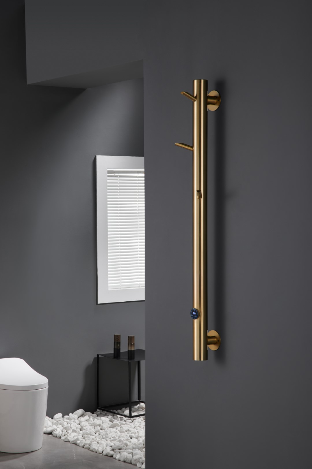 Полотенцесушитель электрический oak matt gold 201 x 139 x 1500 мм. 724-mg boheme