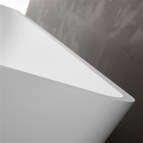 Ванна отдельностоящая искусственный камень 1650х700х600 со сливом-переливом белый матовый viva gruppo treesse