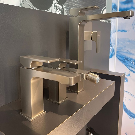 Architec. Sq. Смеситель для раковины