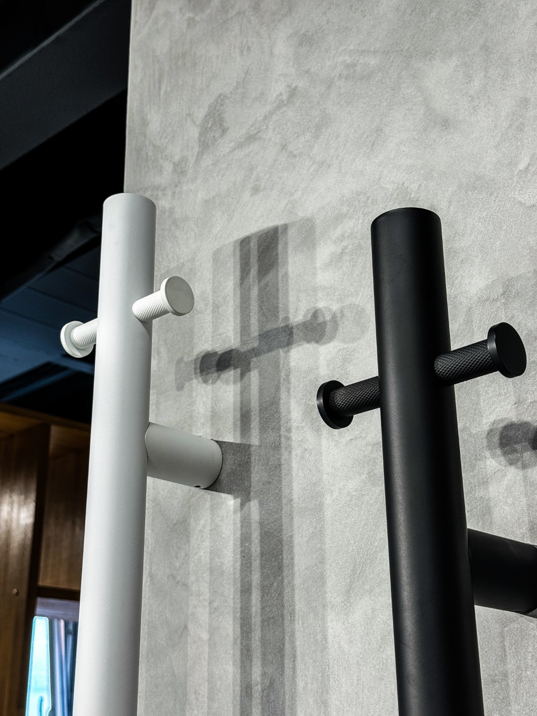 Полотенцесушитель электрический uno black 110 x 122 x 1500 мм. 726-b boheme