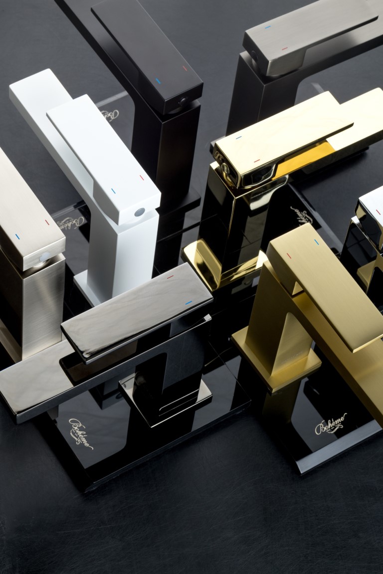 Cмеситель для умывальника Qubic Bronze