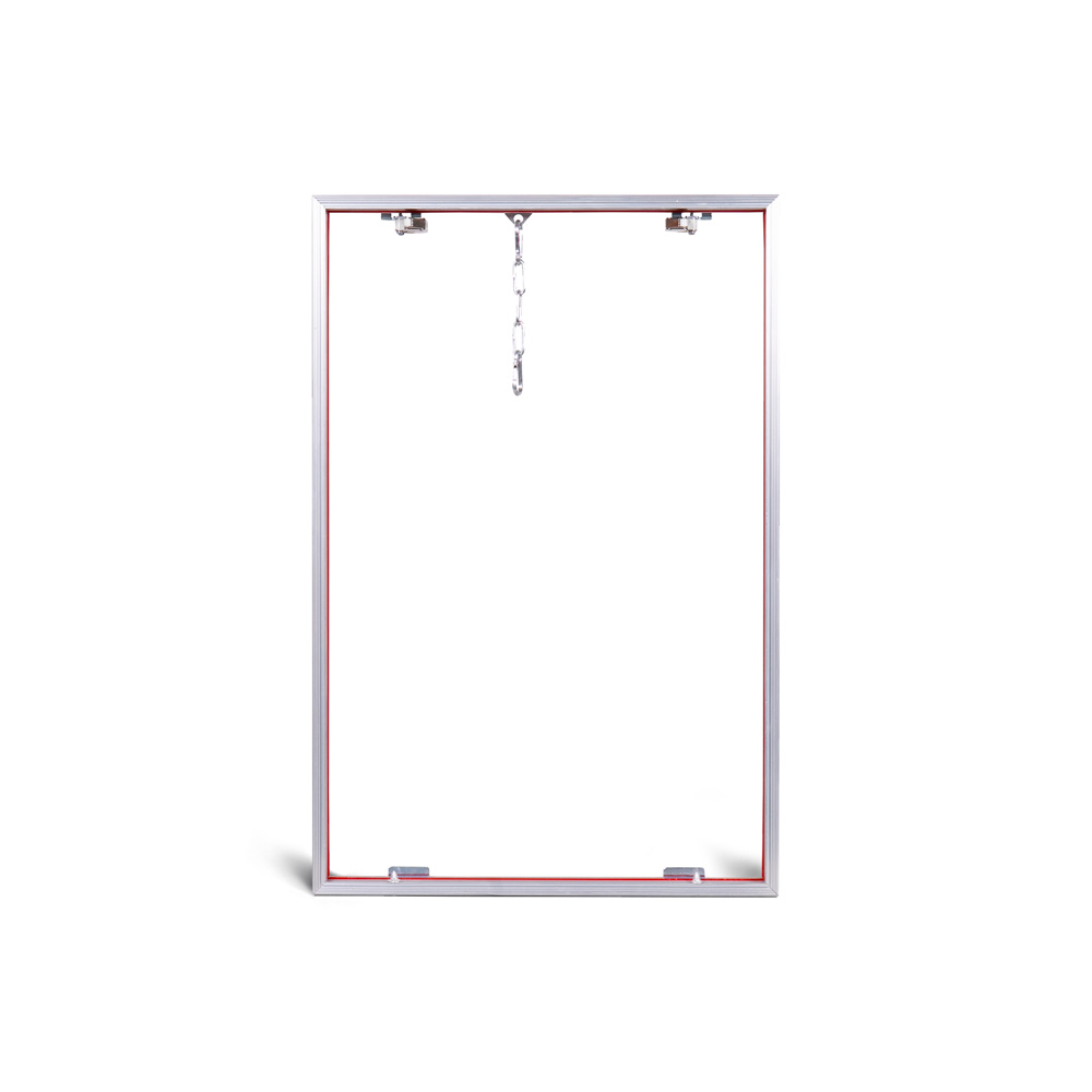 Люк со съёмной дверцей на цепочке «Контур» 400х600 мм (ШхВ)