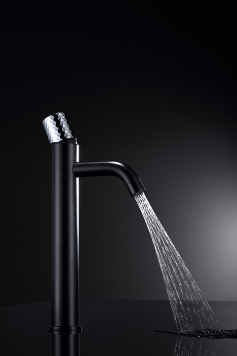 Смеситель STICK для умыв. низ. BLACK TOUCH CHROME_Комплект