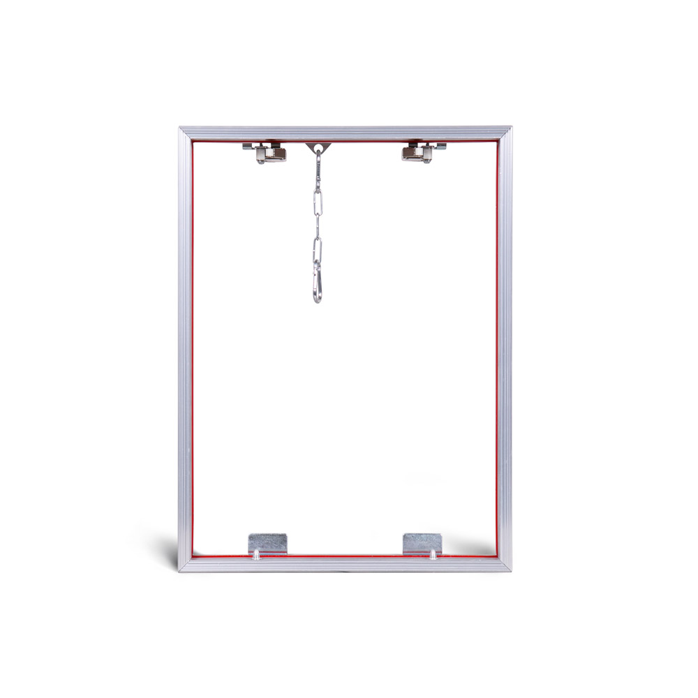 Люк со съёмной дверцей на цепочке «Контур» 300х400 мм (ШхВ)