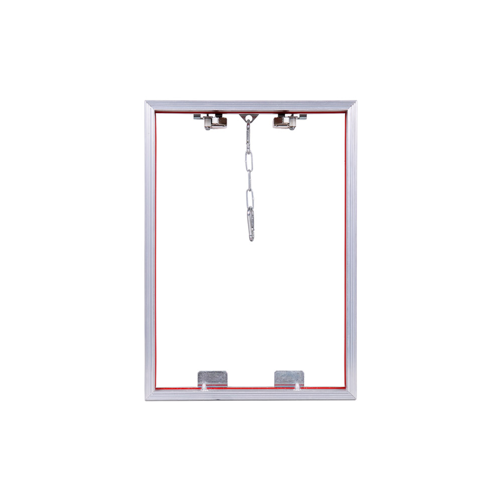 Люк со съёмной дверцей на цепочке «Контур» 200х300 мм (ШхВ)