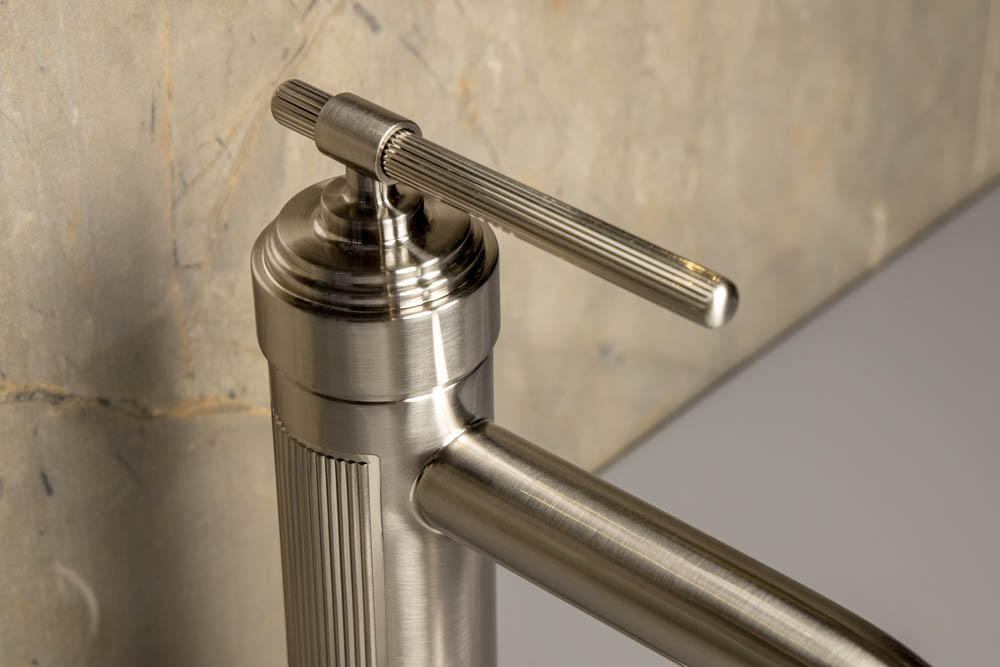 Смеситель для умывальника boheme eterna nickel brush